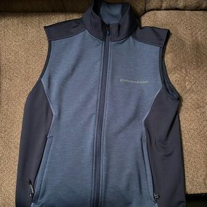 Mens vineyard vines vest xs brand new